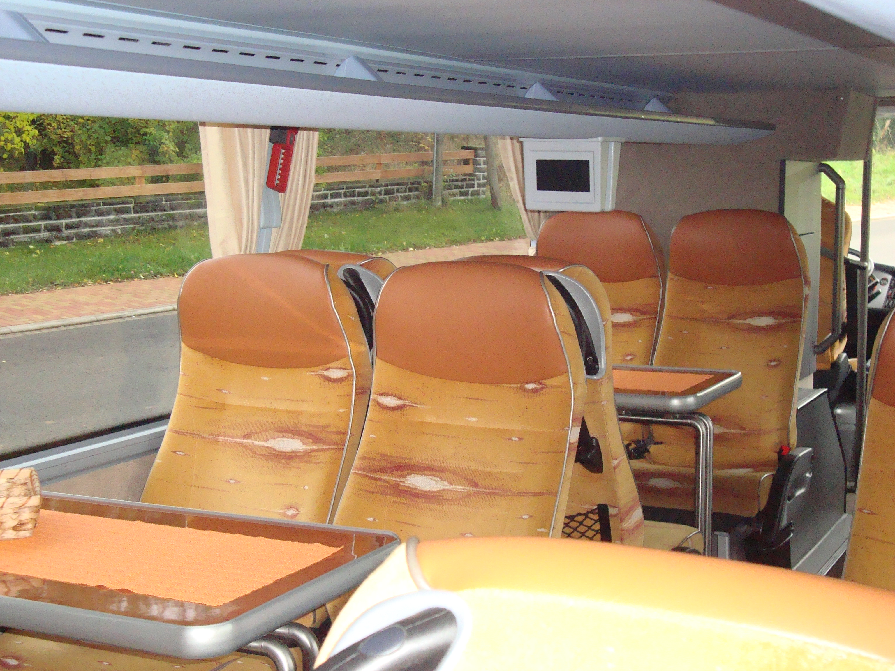 Bistro - Bus Skyliner